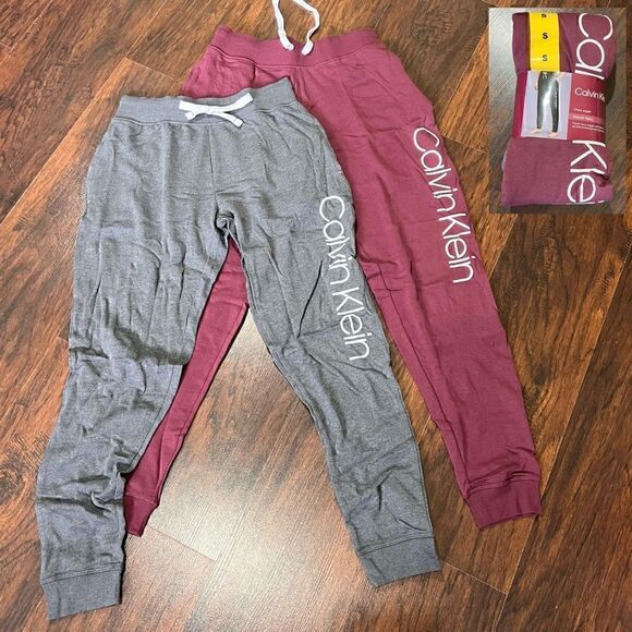 CALVIN KLEIN 2 Pack Terry Cloth Joggers! Perfect Lounge and gym Small Nwt - Picture 1 of 12